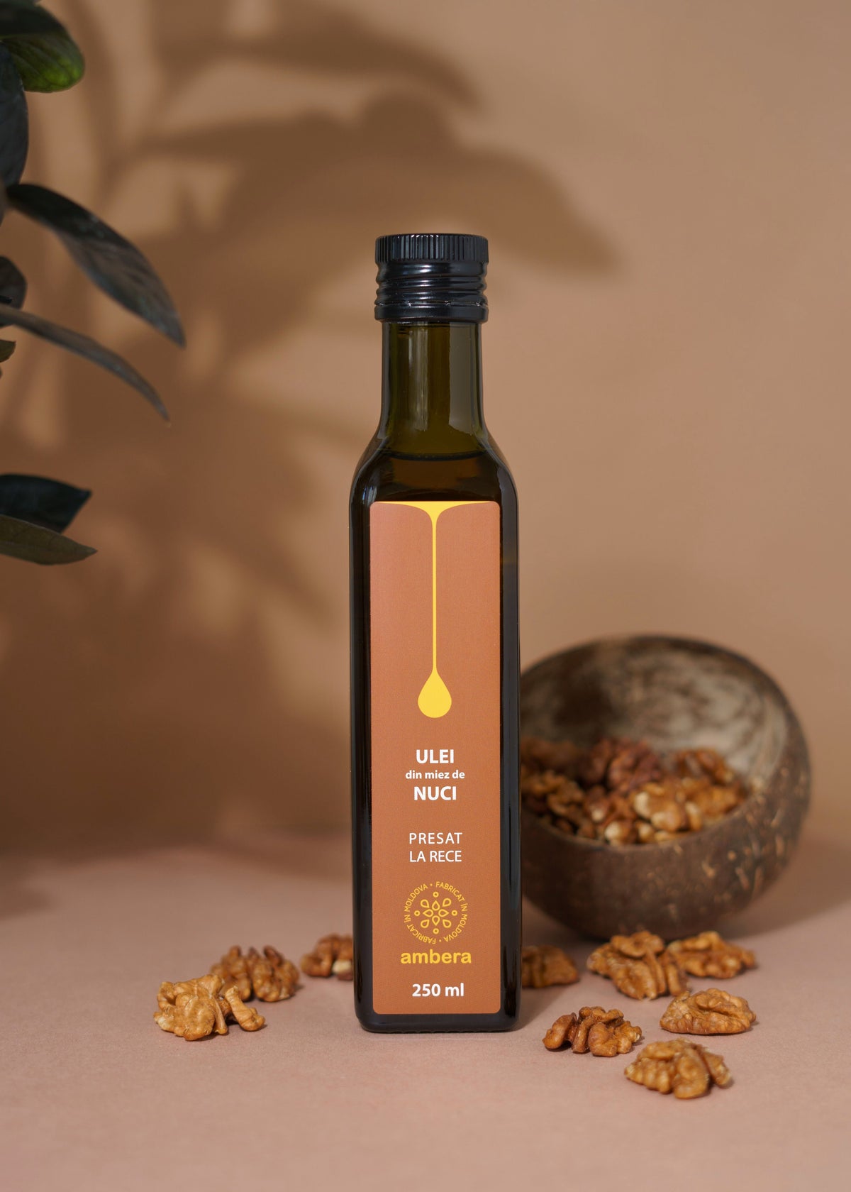 Ulei de nuci natural Ambera, bogat în Omega-3 pentru funcții cognitive și memorie